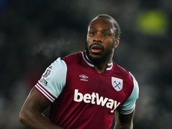 Striker West Ham Michail Antonio Bicara Kecelakaan Horornya