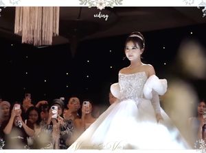 Vior Bak Princess Pakai Ball Gown di Resepsi, Vincent Semringah Vior Bak Princess Pakai Ball Gown di Resepsi, Vincent Semringah