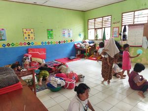 Pengungsian di Pandeglang Minim Tenaga Medis, BPBD Koordinasi dengan Pemkab Pengungsian di Pandeglang Minim Tenaga Medis, BPBD Koordinasi dengan Pemkab