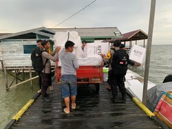 Pergeseran Logistik Pilkada Serentak di Tanjung Harapan Aman & Lancar