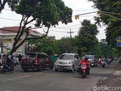 Polisi Tidur di Jalan Terusan Dieng Kota Malang Dikritik Netizen