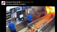 Hasil itu membuat MU diledek di media sosial. Akun twitter perusahaan Pizza di Inggri sampai ikutan memasak Bruno Fernandes dkk yang kini dilatih Ruben Amorim. (Foto: Twitter @Dominos_UK)