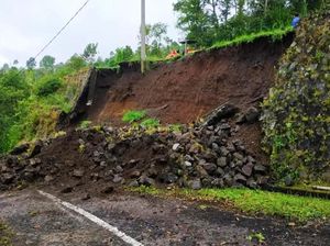 Musim Hujan, Lima Kecamatan di Karangasem Rawan Tanah Longsor Musim Hujan, Lima Kecamatan di Karangasem Rawan Tanah Longsor