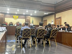 2 Bos Smelter Swasta yang Diwakili Harvey Moeis Dituntut 8 dan 14 Tahun Bui