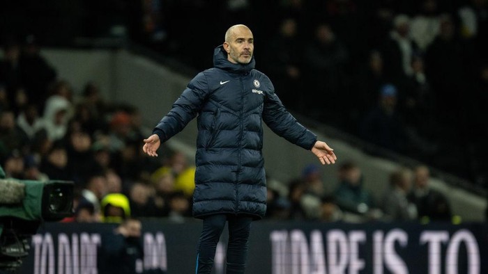 LONDON, ENGLAND - DECEMBER 8: manager Enzo Maresca of Chelsea FC during the Premier League match between Tottenham Hotspur FC and Chelsea FC at Tottenham Hotspur Stadium on December 8, 2024 in London, England. (Photo by Sebastian Frej/MB Media/Getty Images)