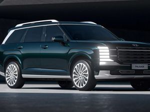 Potret Hyundai Palisade Terbaru: Tampang Makin Gahar, Bodi Makin Boxy Potret Hyundai Palisade Terbaru: Tampang Makin Gahar, Bodi Makin Boxy