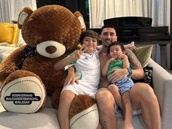 Home Sweet Home! Jessica Iskandar dan Vincent Akhirnya Kumpul dengan Anak