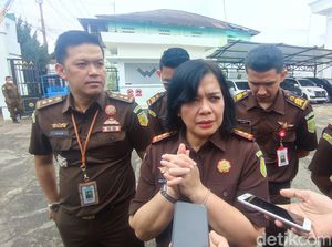 Kejari Lubuklinggau Akan Tetapkan 2 Tersangka Kasus Korupsi Dana BOS dan BLT Kejari Lubuklinggau Akan Tetapkan 2 Tersangka Kasus Korupsi Dana BOS dan BLT