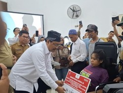 Mensos Gus Ipul Salurkan Bansos Rp 1,2 Triliun di NTB