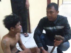 Petugas KAI Sumut Pergoki Pencuri Penambat Rel, 1 Ditangkap-1 Kabur Petugas KAI Sumut Pergoki Pencuri Penambat Rel, 1 Ditangkap-1 Kabur