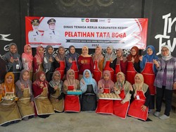 Puluhan Santri Dapat Pelatihan Kerja dari Pemkab Kediri