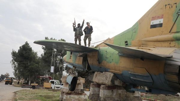 Potret Bandara Militer di Suriah Dikuasai Pemberontak