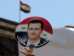 Kedutaan Suriah di Rusia Kibarkan Bendera Oposisi