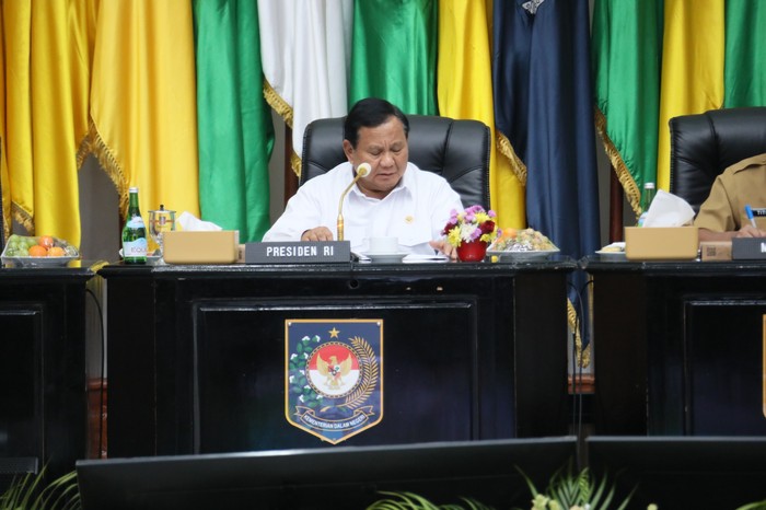 Prabowo Apresiasi Kerja Cepat Mentan Penuhi Produksi Beras Nasional