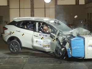 Duh! Mobil Listrik Neta V Dapat Nilai 0 di Tes Tabrak ASEAN Duh! Mobil Listrik Neta V Dapat Nilai 0 di Tes Tabrak ASEAN