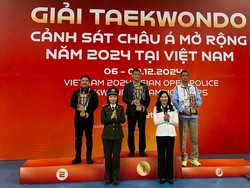 Tim Garbha Presisi Juara Umum II Kejuaraan Taekwondo Polisi Terbuka di Vietnam