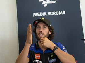 Kado Ultah Tidak Biasa Alex Rins: Operasi Kecil