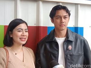 Video: Persiapan Natal Felicya Angelista dan Caesar Hito Video: Persiapan Natal Felicya Angelista dan Caesar Hito