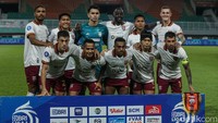 Susunan Pemain Borneo FC: Nadeo Argawinata; Fajar Fathur Rahman, Ronaldo Rodrigues, Christophe Nduwarugira, Leo Guntara; Hendro Siswanto, Kei Hirose; Terens Puhiri, Mariano Peralta, Stefano Lilipaly; Leo Gaucho