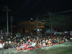 Cara Polisi Cooling System Pilkada di Inhil, Ajak Warga Nobar Indonesia-Myanmar