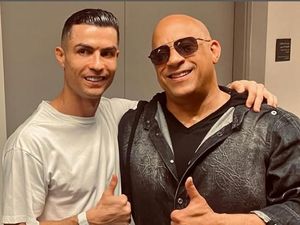 Gegara Foto Ini, Ronaldo Diisukan Main Film Fast and Furious 11 Gegara Foto Ini, Ronaldo Diisukan Main Film Fast and Furious 11
