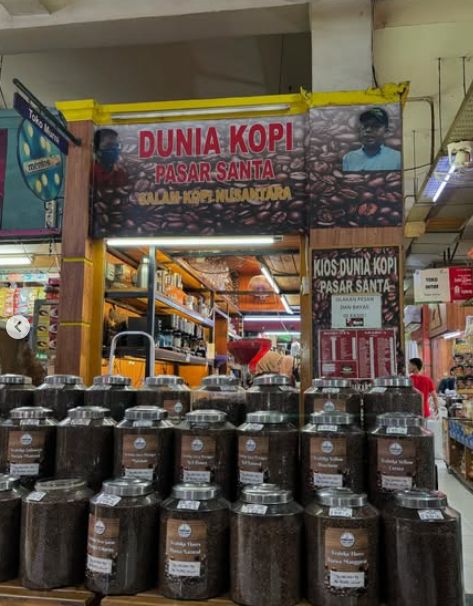 5 Kedai dan Toko Kopi di Pasar Santa Langganan Anak Jaksel