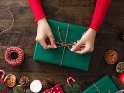 70 Ide Kado Natal Anak yang Seru, Edukatif, dan Berguna