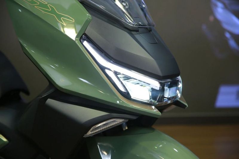 Honda NS150GX.