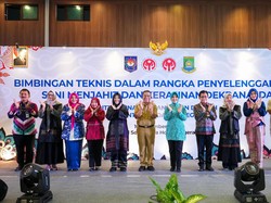 Ketua Harian Dekranas Tinjau Langsung Bimtek Menjahit di Tangerang