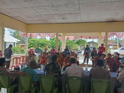 Warga Luwu Timur Geruduk Kantor PTPN Tuntut Pengembalian Lahan