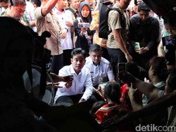 Video: Momen Wapres Gibran Cek Lokasi Kebakaran di Kemayoran