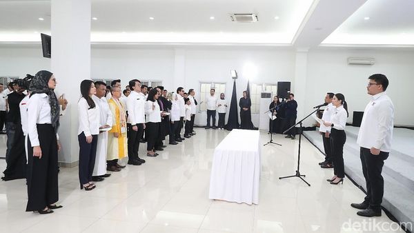 Momen Pelantikan Pengurus Pusat Perindo