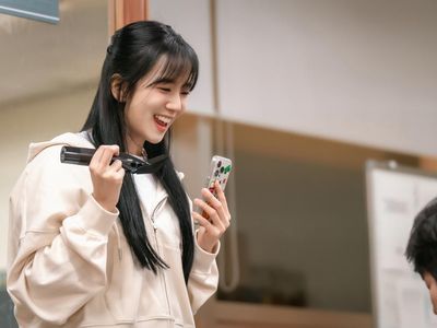 Foto-foto Drakor Baru Jisoo BLACKPINK Newtopia
