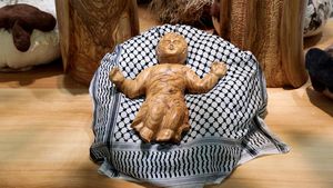 Patung Bayi Yesus Berbalut Keffiyeh Palestina Jadi Sorotan