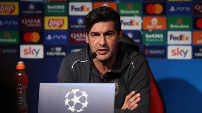 CAIRATE, ITALY - DECEMBER 10: Head coach AC Milan Paulo Fonseca speaks with the media during the UEFA Champions League 2024/25 League Phase MD6 press conference at Milanello on December 10, 2024 in Cairate, Italy. (Photo by Claudio Villa/AC Milan via Getty Images)