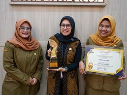 Pemkot Cilegon Kembali Raih Penghargaan Kota Informatif