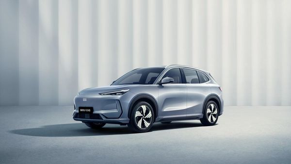 Penampakan Mobil EX5, Jagoan Geely Comeback ke Indonesia