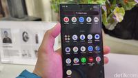 Ini Dia Sharp Aquos R9, Smarpthone Rp 9 Jutaan