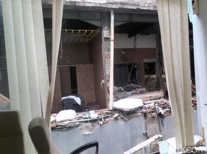 Tembok Tempat Spa di Bulungan Bolong karena Gas Meledak, Ini Potretnya