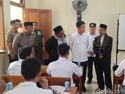 Wapres Gibran Tinjau Makan Bergizi Gratis di Sekolah Muhammadiyah Bogor