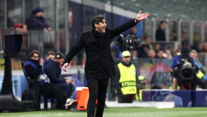MILAN, ITALY - DECEMBER 11: Paulo Fonseca, Head Coach of AC Milan, gestures from the touchline during the UEFA Champions League 2024/25 League Phase MD6 match between AC Milan and FK Crvena Zvezda at Stadio San Siro on December 11, 2024 in Milan, Italy. (Photo by Marco Luzzani/Getty Images)