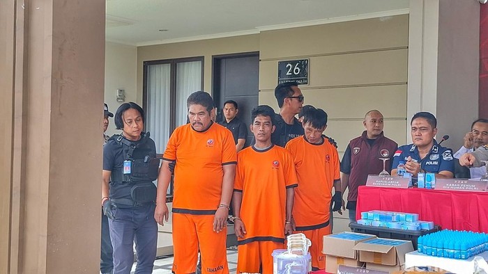 3 Tersangka berhubungan lab diam-diam narkoba di Bandung