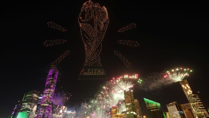 Soccer Football - FIFA confirm Saudi Arabia as 2034 World Cup hosts, Riyadh, Saudi Arabia - December 11, 2024 A drone show is seen displaying the FIFA World Cup Trophy as Saudi Arabia is announced as the host nation for the FIFA World Cup 2034 Saudi Arabia Football Association/Handout via REUTERS ATTENTION EDITORS - THIS IMAGE HAS BEEN SUPPLIED BY A THIRD PARTY.