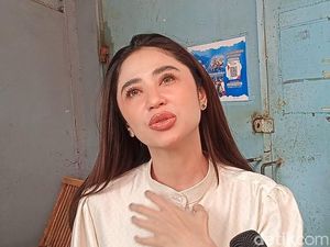 Kata Dewi Perssik soal Lelaki yang Ada Dalam Doanya saat di Depan Kabah