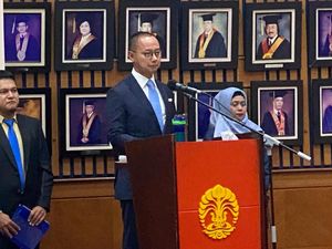 Eddy Soeparno Raih Gelar Doktor, Studi Transformasi PAN Jadi Topik Disertasi Eddy Soeparno Raih Gelar Doktor, Studi Transformasi PAN Jadi Topik Disertasi