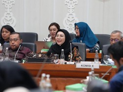 Waka Komisi X DPR Dukung Indonesia Bugar, Soroti Anak Muda Kurang Gerak