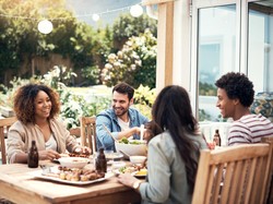 5 Manfaat Double Date, Bisa Bikin Hubungan Sehat dan Langgeng