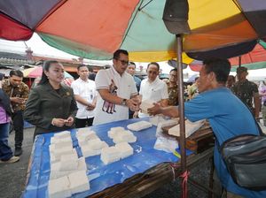 Tinjauan ke Pasar, Pj Walkot Mojokerto Cek Harga Bapok Jelang Nataru Tinjauan ke Pasar, Pj Walkot Mojokerto Cek Harga Bapok Jelang Nataru