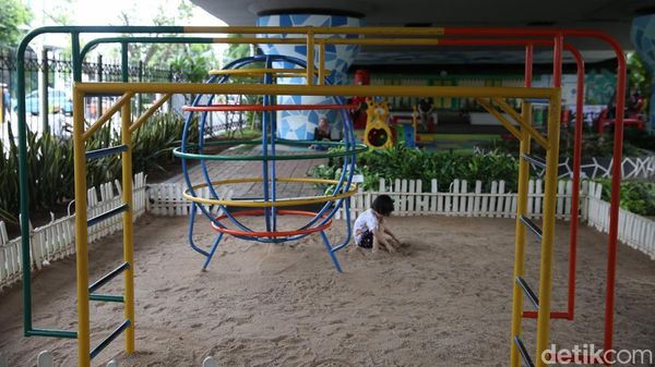 Pemprov DKI Akan Ubah Kolong Jembatan-Kolong Tol jadi Taman