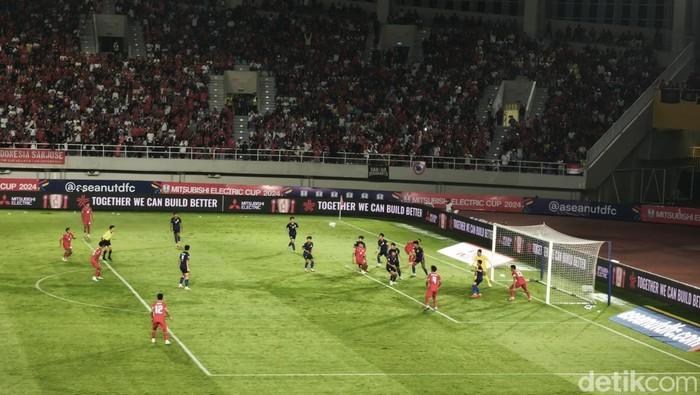 Pertandingan Timnas Indonesia melawan Laos pada fase grup B Piala AFF 2024 di Stadion Manahan Solo, Kamis (12/12/2024) malam.